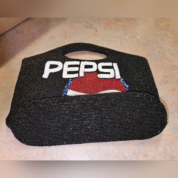Vintage RARE Pepsi Cola (black) Hand Beaded UNUSED purse - Picture 3 of 9